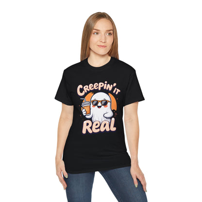 Creepin’ It Real Halloween T-Shirt – Cool Ghost with Sunglasses & Coffee – Funny Spooky Tee 2025